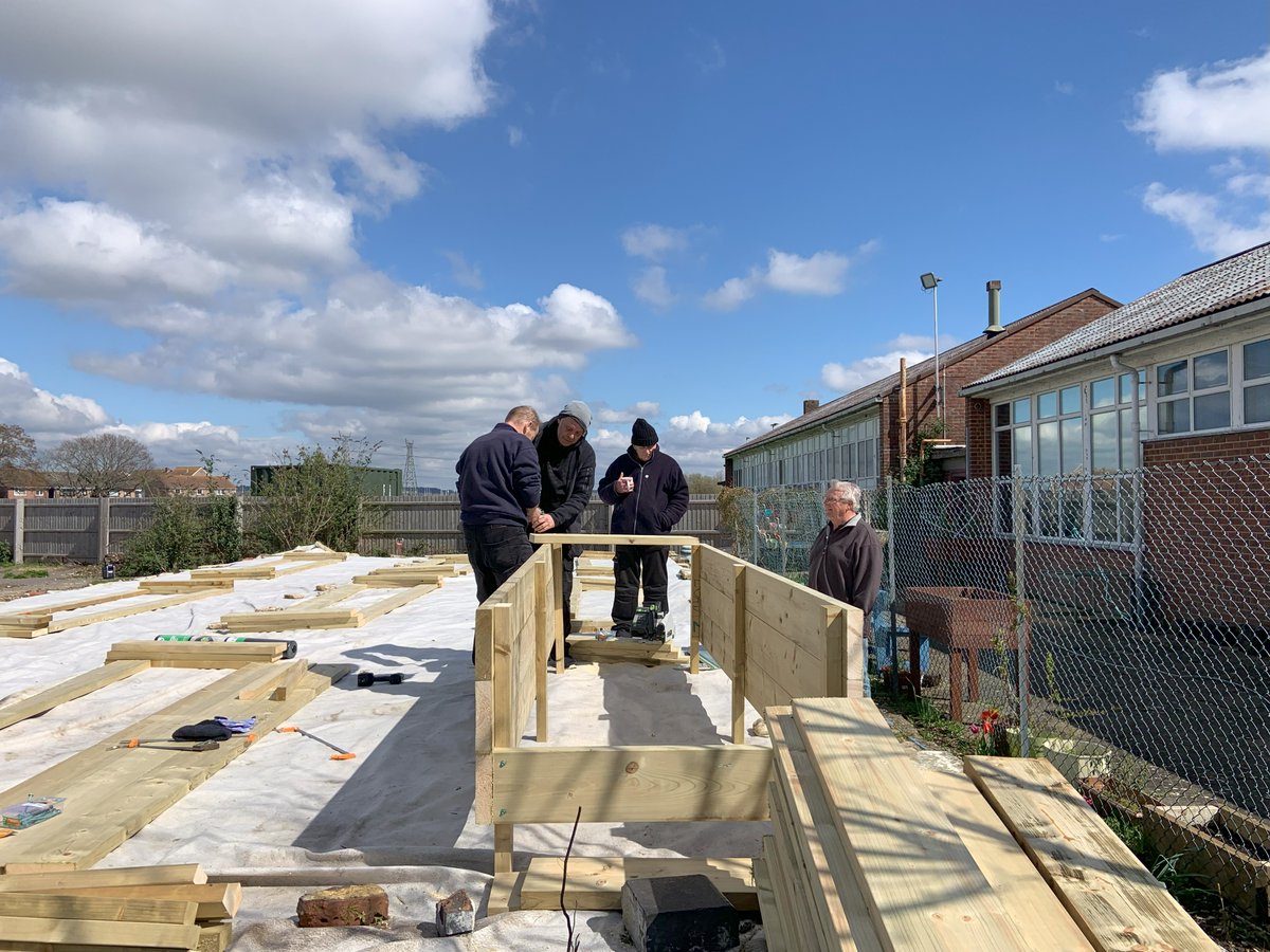 PowerHousePoole's tweet photo. We're being busy bees! Cornerstone Patch is coming on with the raised beds now being installed thanks to Poole Men's Shed, and we start Thrive Sessions, Community Arts &amp; Crafts drop-in at Hamworthy Library tomorrow🐝
@TCAPoole @DorsetComFnd @AFCBCommunity
@uptonpioneer @CllrJaneK https://t.co/7x9SvmeotP
