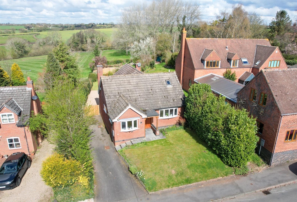 AlexandersLtd's tweet photo. TO LET
59 Main Street, Peckleton 
£1595,00 PCM
Available now!
📲Call to view: 01509 642196

A spacious and versatile four-bedroom detached bungalow with open countryside views to rear. 

#loughborough #ashby #shepshed #meltonmowbray #marketbosworth #eastmidlands https://t.co/sy4ympbt2x