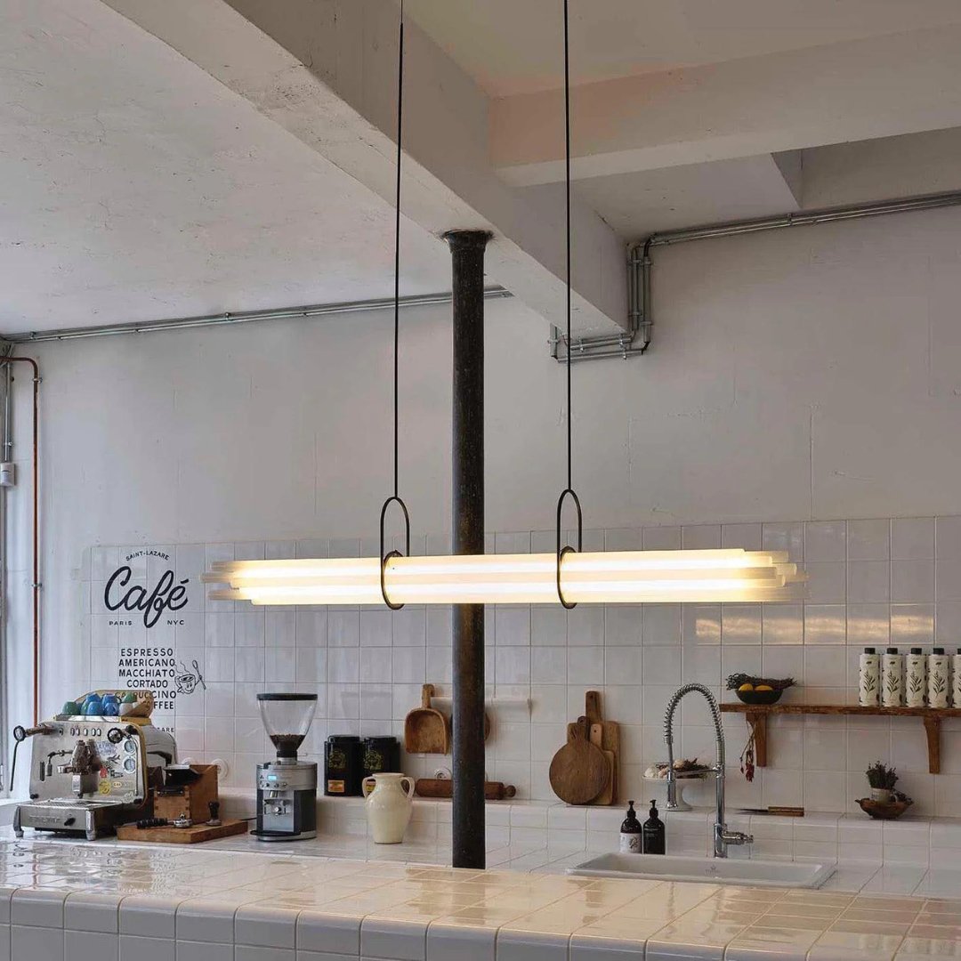 Inspyerlighting's tweet photo. @dcw_editions NL12 by Sebastian Summa — Designed to illuminate a large dining room table, a counter, a workplan or a large desk, this light cleverly fitted with an eye-deceiving device, is composed of twelve borosilicate glass tubes.
#inspyeryou #dcweditions #lightingdesign https://t.co/rXDDY5dGgf