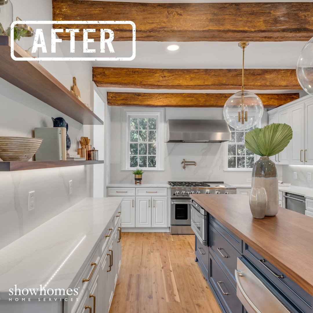 Are you ready to see this draw-dropping kitchen transformation?  
Home Updating Service by Showhomes Charleston

843.606.2811
showhomes.com/charleston/
#charlestonrealestate 
#charlestonsc
#beforeandafter 
#kitchengoals