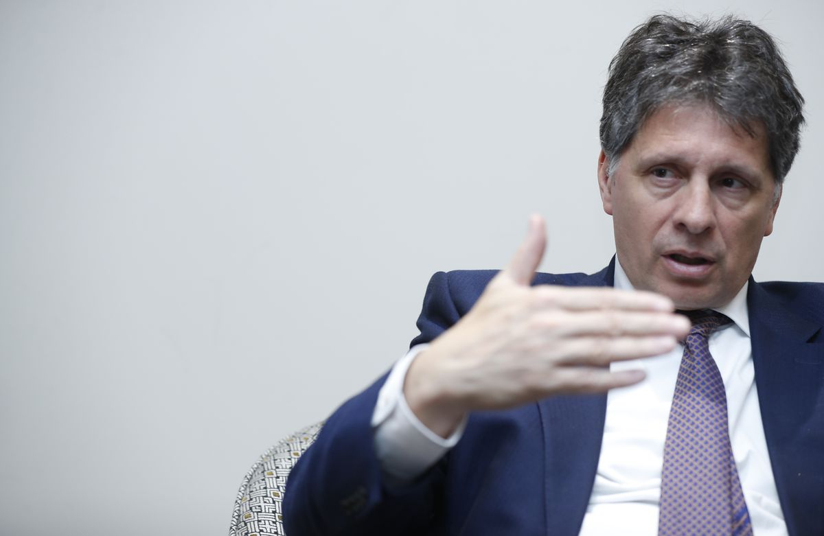 CincoDiascom's tweet photo. Adam Farkas: “El caso #Ferrovial se podría evitar con un mercado de capitales común”. El director general de la #AFME entrega sus perspectivas sobre cómo está el panorama financiero en la #UE. https://t.co/gVjxx39vu0 https://t.co/exqSH62b4m