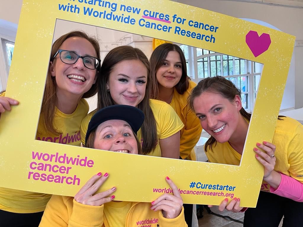 Incredible weekend at <a href="/LondonMarathon/">TCS London Marathon</a> supporting our <a href="/WorldwideCancer/">Worldwide Cancer Research</a> Curestarter runners. 
Overwhelmed by each and every one of them, and indeed every single runner. Well done to all 💛💖💙