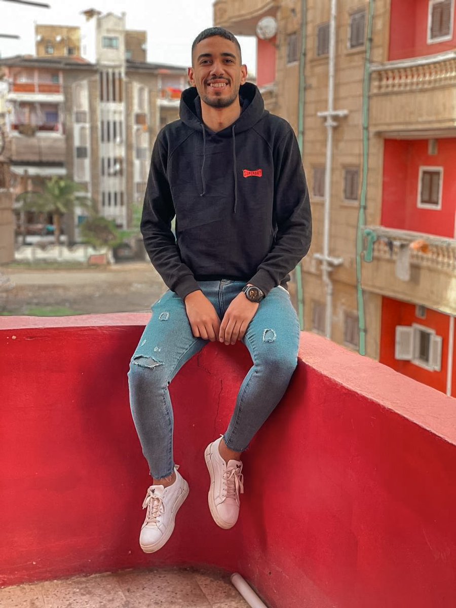 ahmedmo59161348's tweet photo. 👑🤫🖤 https://t.co/xhCEgE61SD