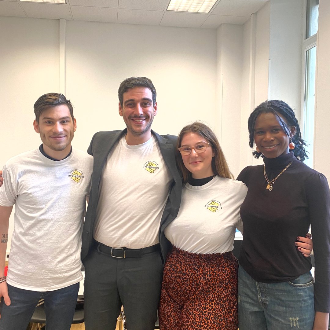 Ecema Valence tweet media