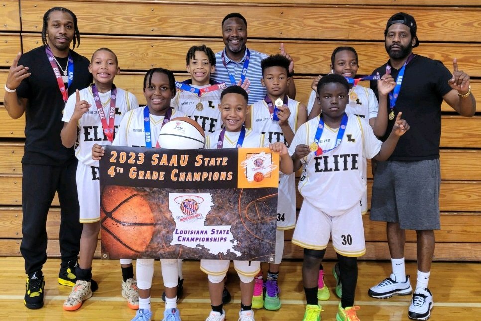 saaubasketball's tweet photo. The well oiled machine of Team Westbank brought home the gold in the 4th grade division at State: https://t.co/TbnxsgSiEh