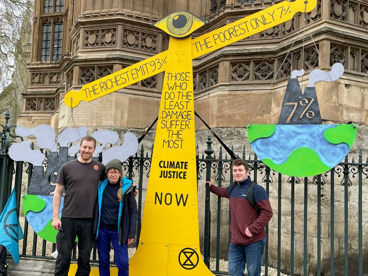 The scales of #ClimateJustice

#MigrantJustice is #ClimateJustice

#ClimateEmergency #RefugeesWelcome

photo by Cathy Allen