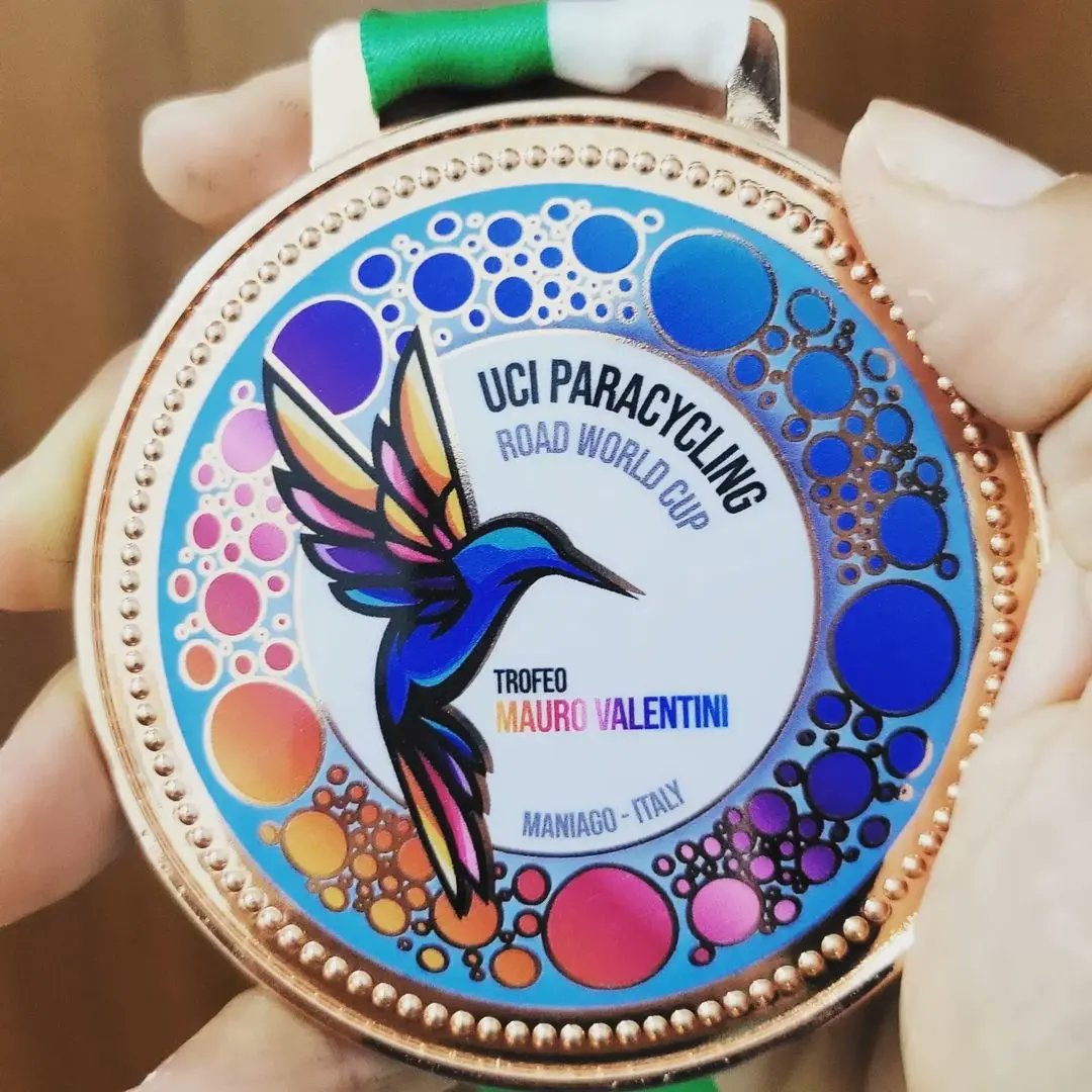 🙌 Nuestra <a href="/MarielaDelg26/">Mariela Delgado</a> siempre dejando bien arriba a 🇦🇷: fue 3° en la fecha inaugural de la Copa del Mundo de Ciclismo Adaptado, disputada en Maniago, Italia, solo superada Heidi Gaugain 🇨🇵 (2°) y Zixian Ji 🇨🇳 (1°).🥉💪 #OrgulloLadiesPower #GoMarie #VamosArgentina