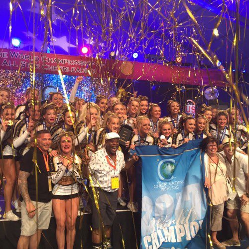 FierceSport's tweet image. Manifesting all this energy today for @ShootingStarsWC! Who owns the throne?! 💫🌟 #CheerWorlds2023