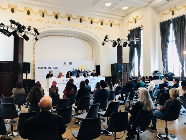 CasaGaribaldi's tweet photo. İBB Turizm Şube Müdürlüğü, 18-19 Nisan'da Casa Garibaldi’de “Sinema ve Televizyon Projelerinin Şehir Turizmine Etkisi”, “Gastronominin Turizme Etkisi” konulu paneller ile “İsmail Güzelsoy Romanlarının Aynasında İstanbul Dokusu” konulu etkinlik gerçekleştirdi.
... https://t.co/VEzv1TuWa5