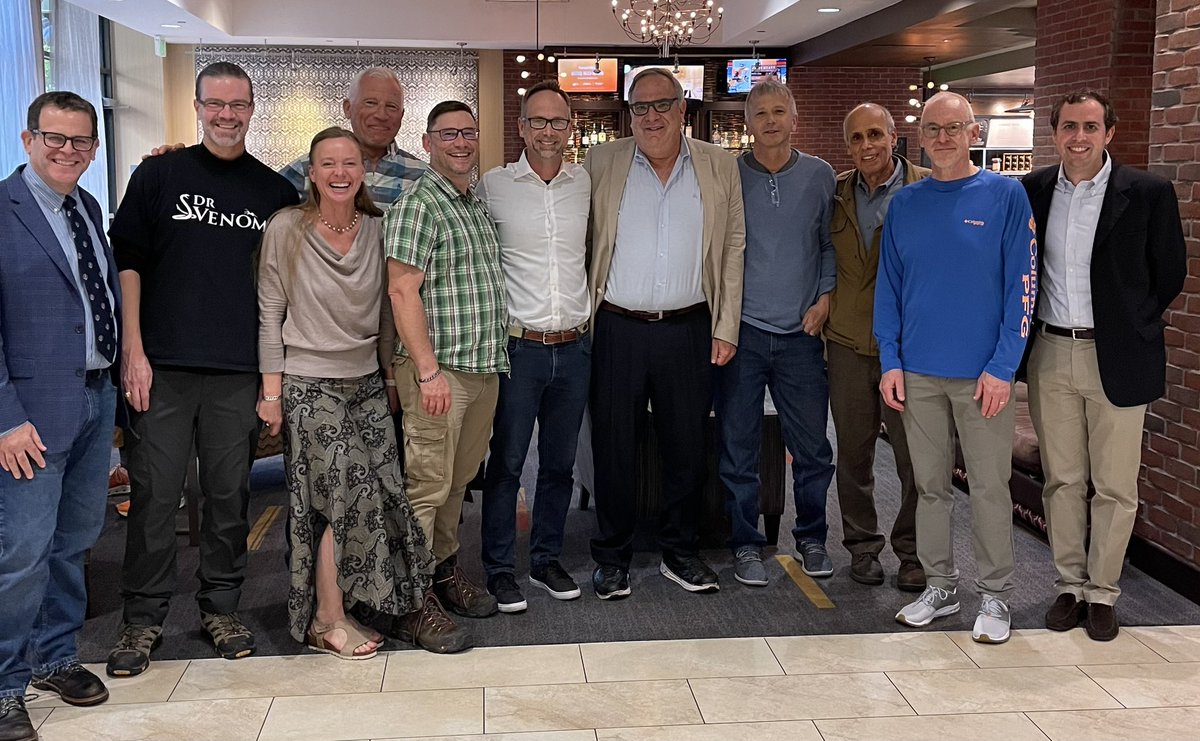 ghbledsoe's tweet photo. I can’t say enough about this group. Amazingly talented experts who are genuinely kind, humble, &amp; approachable. Very proud to call them friends, &amp; amazing to have them all together in Little Rock this weekend for ExpedMed! @ExpedMed #WildernessMedicine https://t.co/fg3zIBLc4I