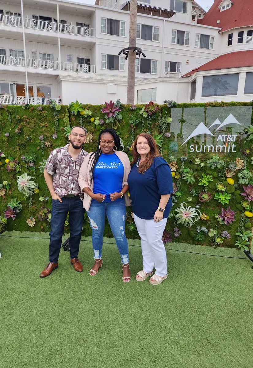 Cassandra Wall (@5stars_dd) on Twitter photo "I Got NEXT" #MOTIVATED ATT Summit 🏆I couldn't have done it without these 2 💪🏾💪🏾<a href="/ELIAS_aTheGOAT/">Elias Andrades-Deliz</a> <a href="/CRobertsBrown/">Carol Roberts Brown</a> @VinceLeaks <a href="/404girl/">Betsy Francis</a> <a href="/nmvd1025/">Nathan VanDame</a> "I Got NEXT" #MOTIVATED ATT Summit 🏆I couldn't have done it without these 2 💪🏾💪🏾<a href="/ELIAS_aTheGOAT/">Elias Andrades-Deliz</a> <a href="/CRobertsBrown/">Carol Roberts Brown</a> @VinceLeaks <a href="/404girl/">Betsy Francis</a> <a href="/nmvd1025/">Nathan VanDame</a>
