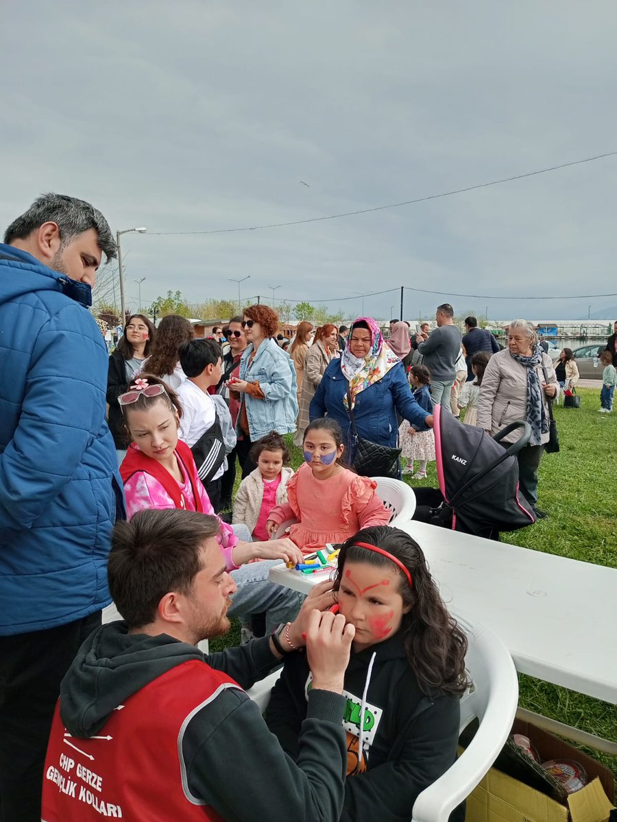 alperarslann57's tweet photo. Umudumuz olan çocuklarımızın 23 Nisan Ulusal Egemenlik ve çocuk Bayramını büyük bir coşkuyla kutladık. Çocuklar var oldukça bizler de var olacağız.
#23NisanUlusalEgemenlikveCocukBayramı 
#23NİSANKUTLUOLSUN 
#GeliyorGelmekteOlan https://t.co/OM0YyuNcZY