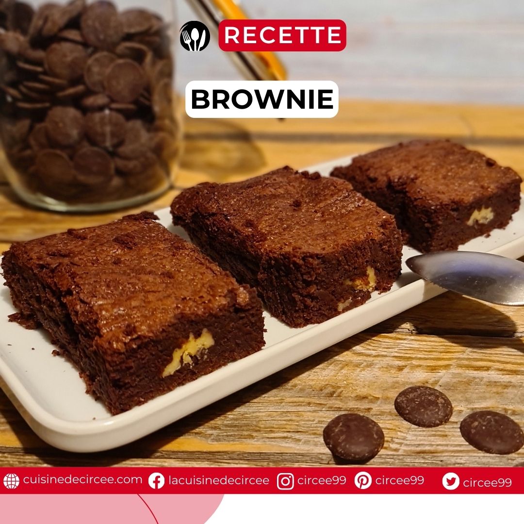 #Recette sucrée que je fais depuis des années : le brownie.

Avec son bon goût chocolaté et ses noix, c’est vraiment top pour le goûter des enfants ou bien se faire plaisir avec un thé ou un café.

Retrouve la recette sur le #blog ➡️ bit.ly/30cMkXl