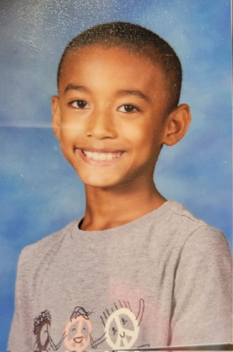 ShontaSmith2011's tweet photo. Wishing my nephew CK a very happy birthday. Enjoy your day! #itsacelebration🎉 #mybratpack #joysofmylife💖💙 https://t.co/17F8Sjb8qw
