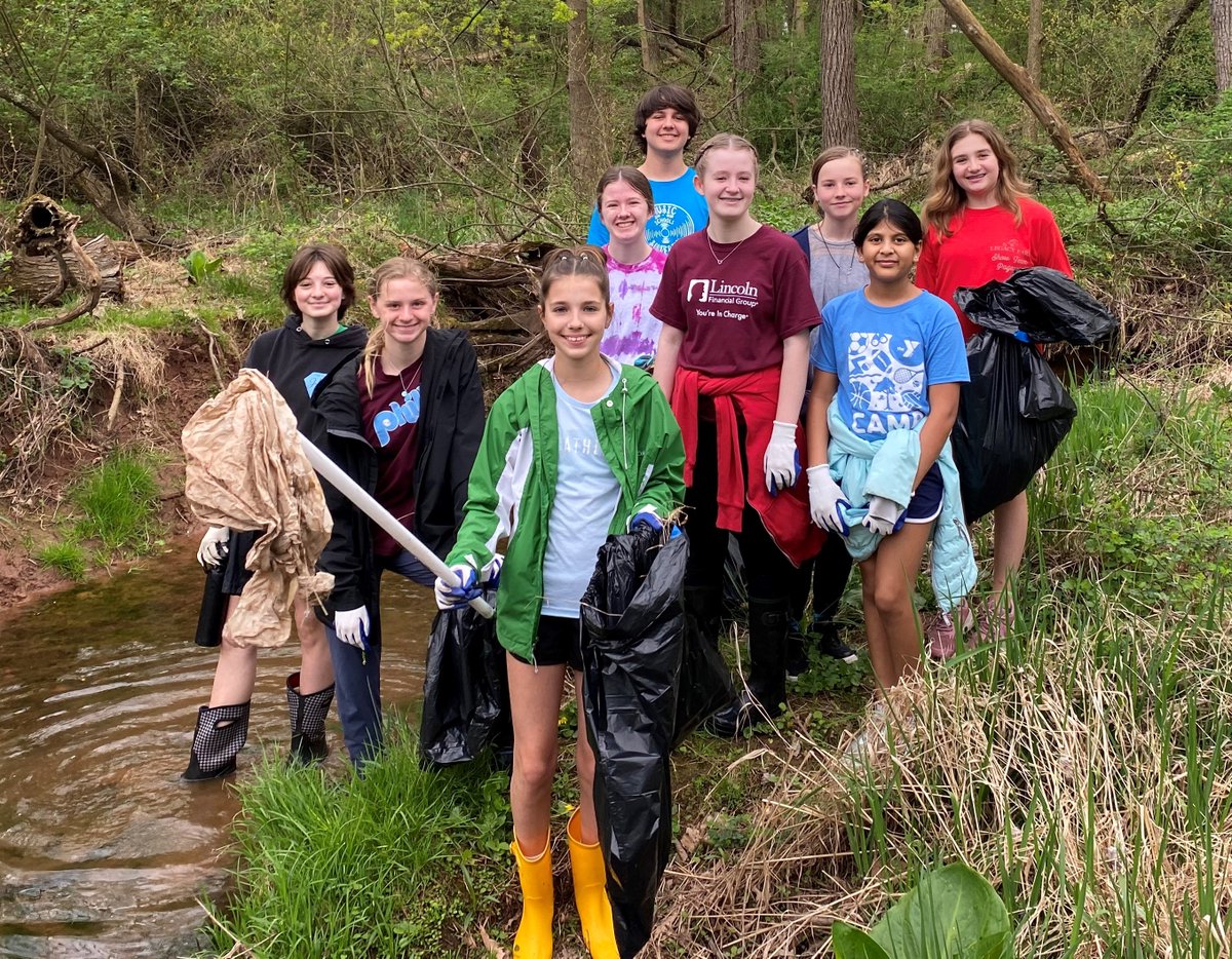 SAVE Watershed Clean-Up

Thank you to all the students and teachers that participated in the annual Watershed Clean-up this past Saturday!  The community is appreciative of our work in sustaining a healthy environment.