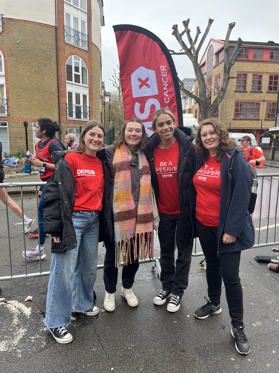 DKMS_uk's tweet photo. A huge well done to the #TeamDKMS runners that took part in the @londonmarathon over the weekend! 🏃
Together, they have raised over £5,000 for #DKMS. 👏
#LondonMarathon https://t.co/zU4awRV2mF