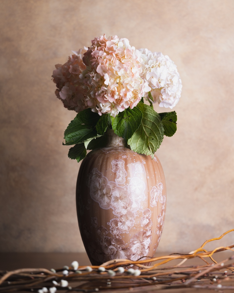 Another one of our latest acquisitions is this stunning crystalline-glazed French vase.

Check out this vase on our website to see close up images of the amazing glaze 🤩 artistoric.com/product/crysta…