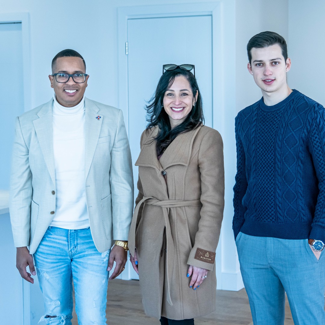 Flow_Design_'s tweet image. FlowSpotlight:  Darguin Fortuna, principal, co-founder, and project architect of Flow Design Architects had an inspiring interview you must watch! youtu.be/hNV9nmAbm64

#FlowDesignArchitects #PajazetovicGroup #UrbanityHomes #Architecture #Design #RealEstate