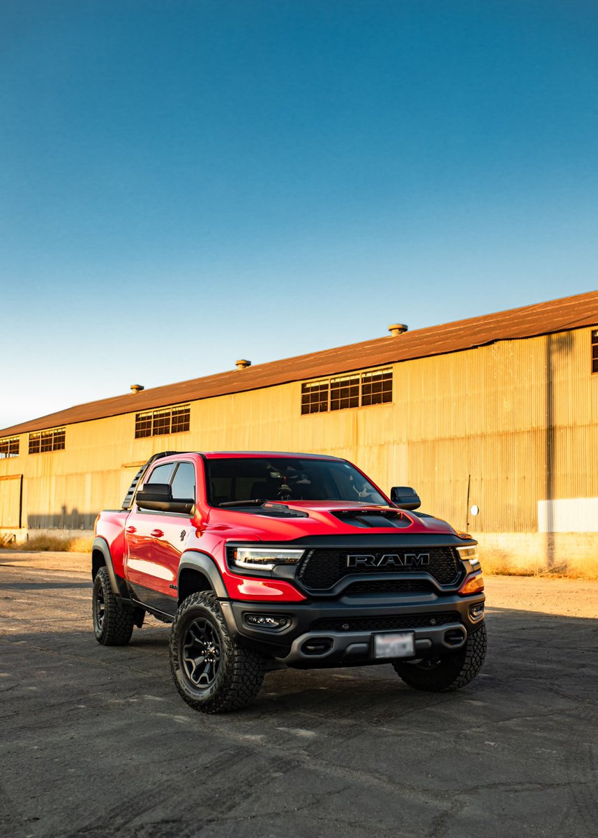 RamTrucksCanada's tweet photo. Style you can't ignore.

🚗: Ramon A.
📸: visualz.j https://t.co/NRex4LvGnq