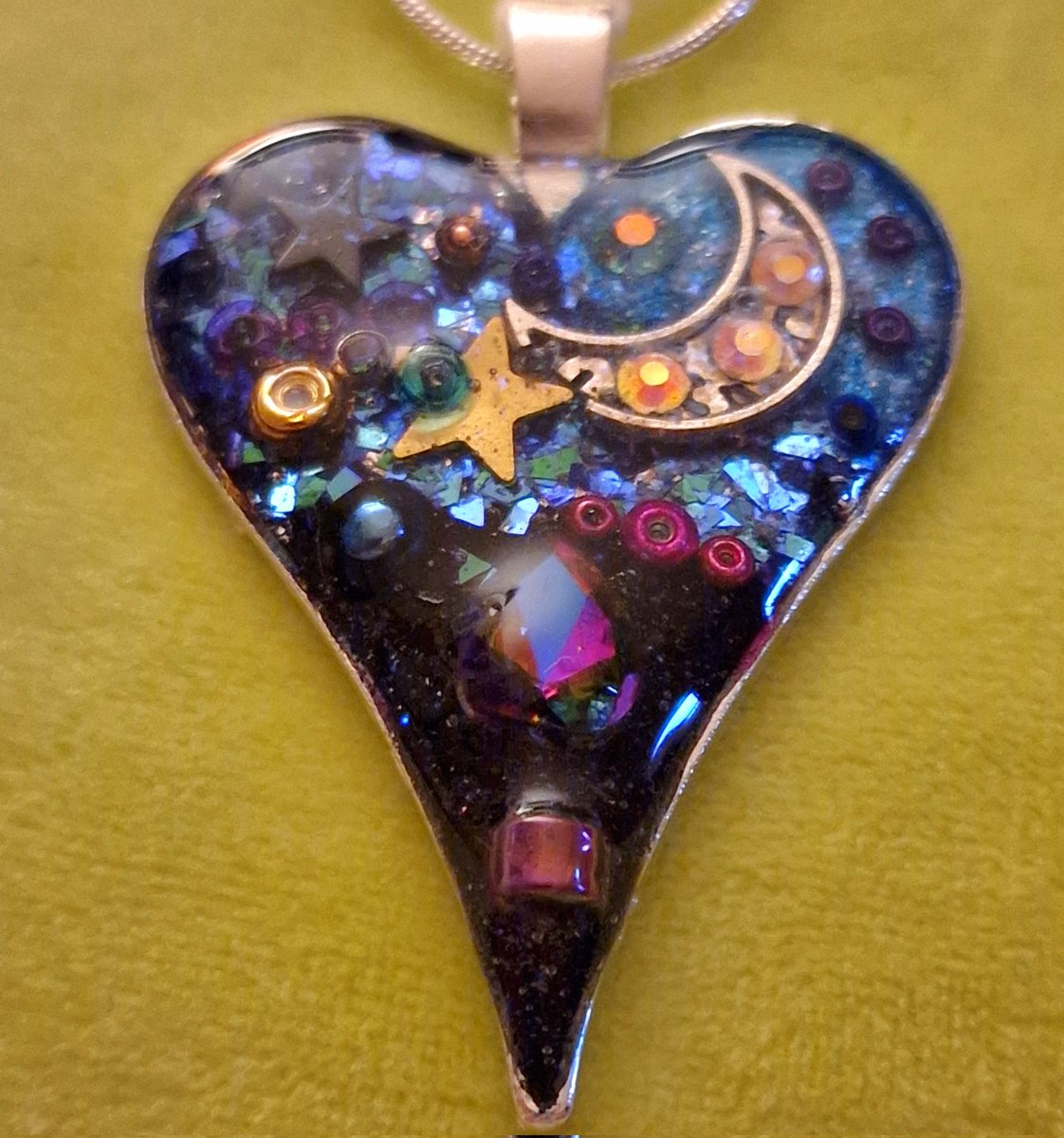 Emma Sidwell (Ellia) tweet media