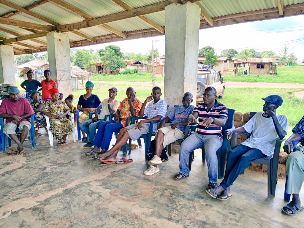 mulbahjr84's tweet photo. SADFONS project E&amp;S specialist conducts sensitization meeting with the FBOs in the southeastern regional about the project E&amp;S instruments and measures. @dr_nanaeghan @BFassah @GAFSPfund https://t.co/72B2P9BzBx