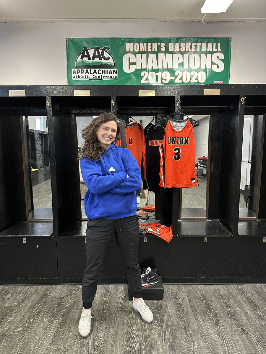 Alli Stone tweet media