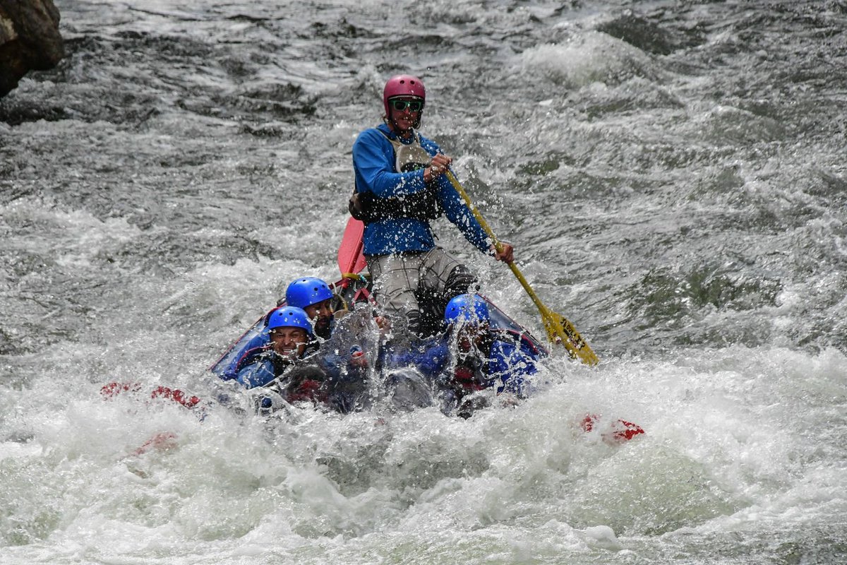 RockyMtRafting's tweet photo. Spring snow storms = great water levels!!
#rockymtrafting #coloradosnowpack #clearcreek #rafting #gorafting https://t.co/QcWX0QdNhF