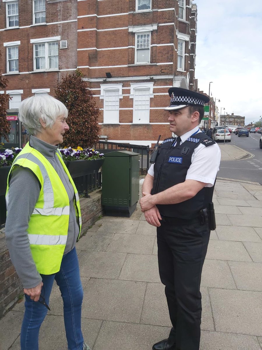 All @EssexPoliceUK Teams are committed to addressing local community concerns, in order to provide safer & stronger communities for all #OpCommunity High Visibility, Accessibility & Engagements across Essex today, preventing crime, ASB & problem-solving, building trust together.