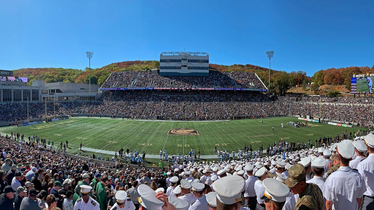 Quinn Henicle (@quinnhenicle) on Twitter photo After a great conversation with <a href="/CoachJohnLoose/">John Loose</a> Iโm blessed to receive an offer from Army West Point! After a great conversation with <a href="/CoachJohnLoose/">John Loose</a> Iโm blessed to receive an offer from Army West Point!