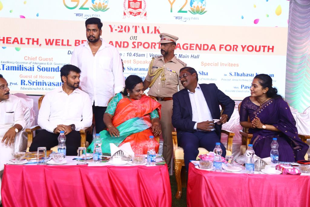 LGov_Puducherry's tweet photo. Inaugurated the #Y20 Talk on 'Health Well-being & Sports: Agenda for Youth' at #Madurai. Alongside #Educationalists and #SocialActivists.
#Youth of today are future of the #nation & #torchbearers of change and progress. https://t.co/bP6wbXGIuU