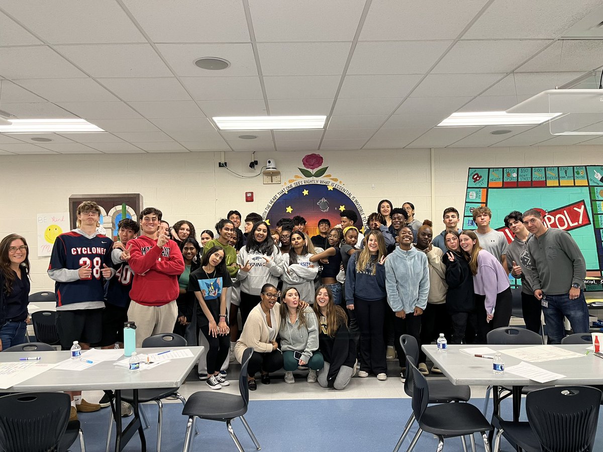Thank you Ms. Williams and the South Side LEAD organization for another meaningful conference with students from Jericho High School. <a href="/RVCSchools/">Rockville Centre School District</a> <a href="/pat_walshEDU/">Patrick Walsh, Ed.D.</a> <a href="/mattgct/">Matt Gaven</a> #gameonrvc