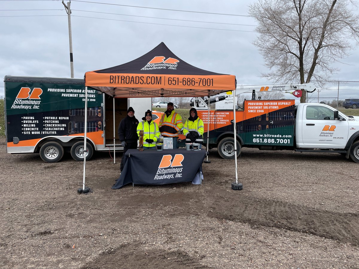 bitroads's tweet image. This past Saturday, BR was at the MUCA Trades Show and Tell event. Despite the cold, we were able to connect with some students and their parents about life in the trades after high school. #careersinthetrades #mechanics #operators #laborers #asphaltpavingjobs #mucaworks