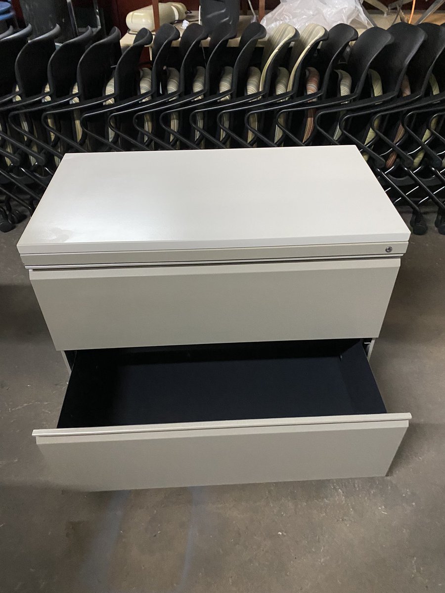DFSIHOUSTON's tweet image. Commercial grade, heavy duty, file hanging frames, working lock with key, dimensions: 36” wide x 20” deep x 28” height #hermanmiller #filecabinets #filingcabinets #houstontx