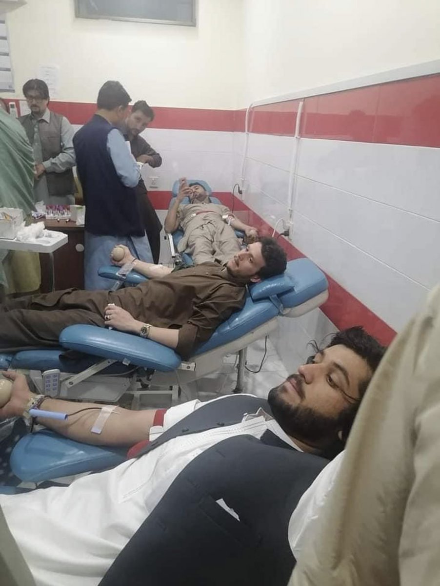 DrHammad_HAK's tweet photo. Saidu Hospital at the moment.. 
This emotion can never be defeated. May Allah have mercy on us. Ameen, Lord of the Worlds 😰🤲

#swat https://t.co/HxiFCzAy8K