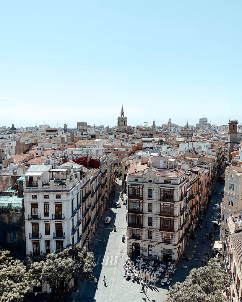 Agnes_N's tweet photo. Week 4 in Valencia: the final one

En toen was de laatste week van m’n Valencia workation aangebroken. Sad! Maar ik deed nog wel veel leuke dingen:

» Torres De Serranos beklimmen voor een geweldig uitzicht op Valencia
» 4x koffie bij @favcoffee.vlc, m’n… https://t.co/ciD53aseJ6 https://t.co/ooWdfNhegG