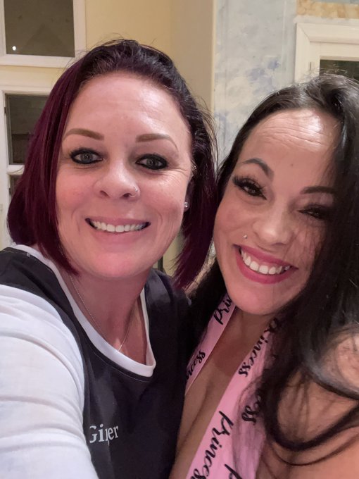 Had an awesome time shooting this pawg. Absolutely love her big sexy ass 🍑with that butterfly 🦋 🥰 🔥 @CarissmaDeLuca<a href="/tag/mvsales"class="tags"><span>#mvsales</span></a>