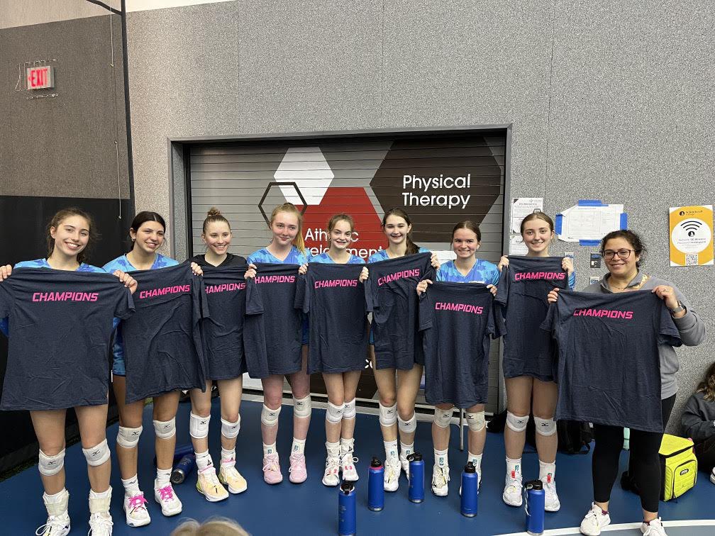 Congratulations to the following teams on winning their division at Motor City Madness! 🏆🔥

18 Mizuno - 18 Open/Premier
17 Elite - 17 Open/Premier
16 Mizuno - 16 Open/Premier
15 Mizuno - 15 Open/Premier 
14 Emerald East - 14 Classic Red