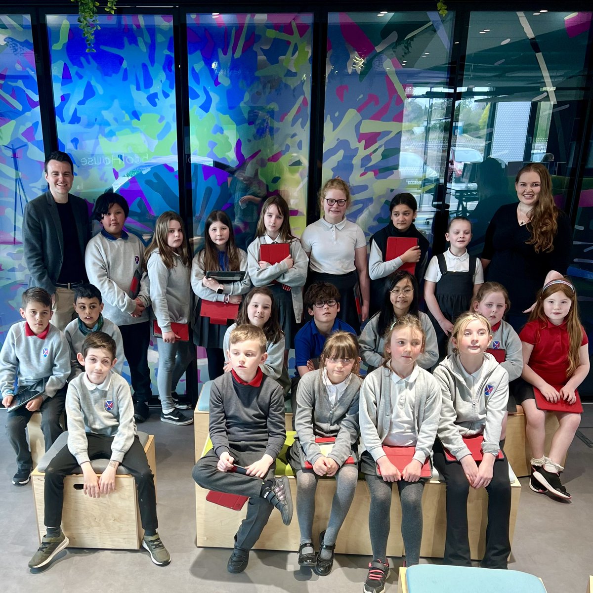 inspireSBC's tweet photo. 🎙️ Fantastic day at Inspire Learning: Tweedbank as pupils from St Margaret’s Primary joined us to develop the #digitalskills needed to produce their school #podcast. Well done to all the pupils &amp; thanks to @MrRoddyGraham &amp; @Mrs_Pritchard_ for running the session #InspireLearning https://t.co/pZmelMXG1n
