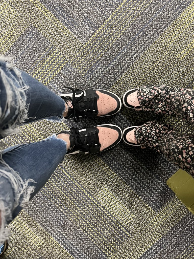 Colleen T. tweet media