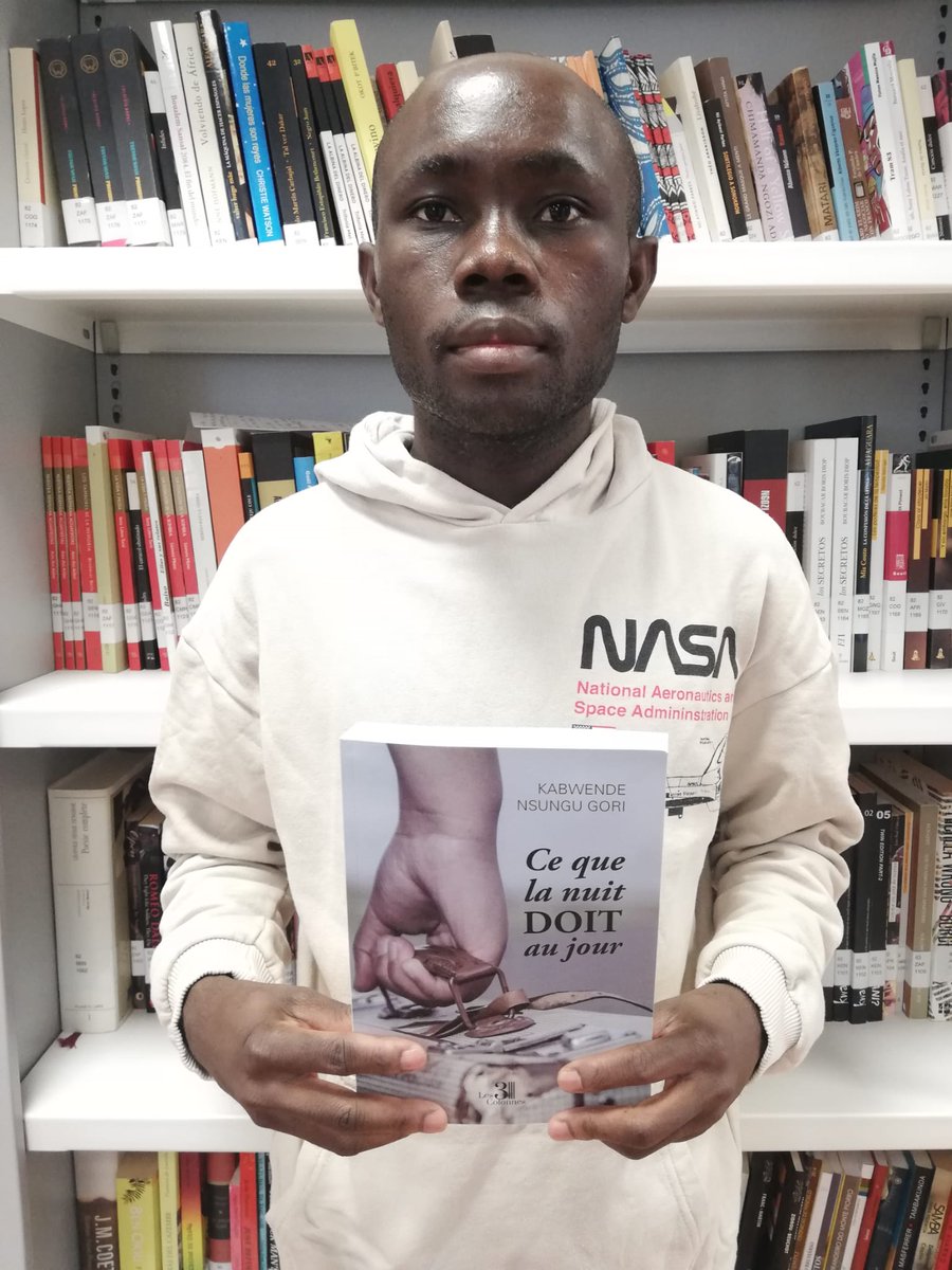 Casaafrica's tweet image. Seguimos diciendo... Feliz #DiadelLibro2023 :) Buenas noches ❤️