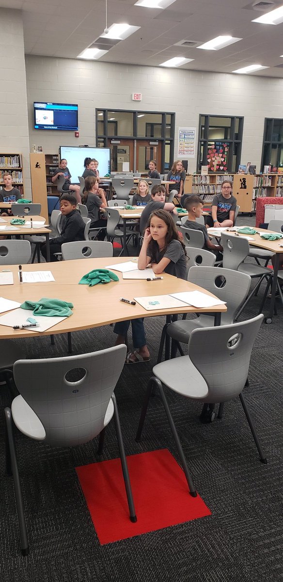 rbassteacher's tweet photo. 4th grade Math Mania https://t.co/vYuLypzdHe