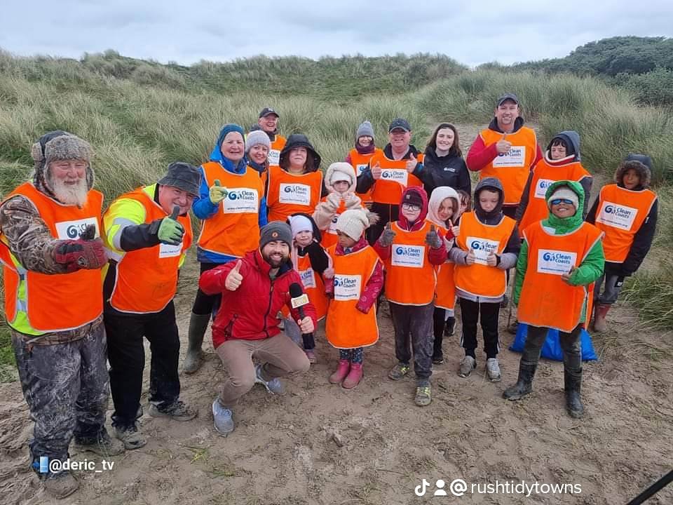 Thanks to all the Rush Tidy Towns  and Clean Coasts volunteers who braved the wet weather for Deric Ó h'Artagáins live report from the sand dunes of our Blue flag South Beach in Rush this morning. We replanted some Marram grass as a pilot project with Aine from Clean Coasts.