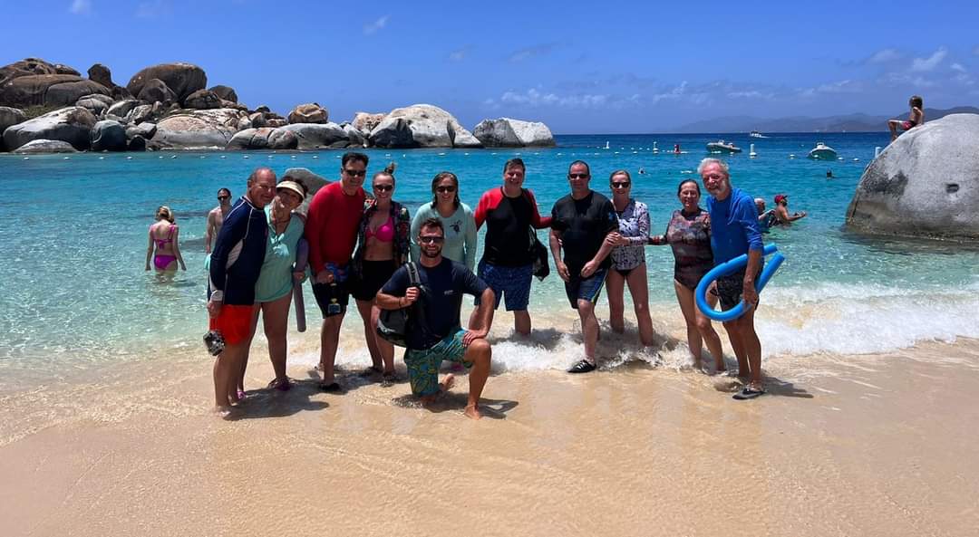 Captain Eric and guests from S/Y Breathe on their tour of the amazing Baths on Virgin Gorda! Thanks again to Didi with First Mate Elizma! #tradewindslife #bvi #caribbean #britishvirginislands #sailing #snorkel #scubadiving #paradise #virginislands #island #sealife #luxuryvacation