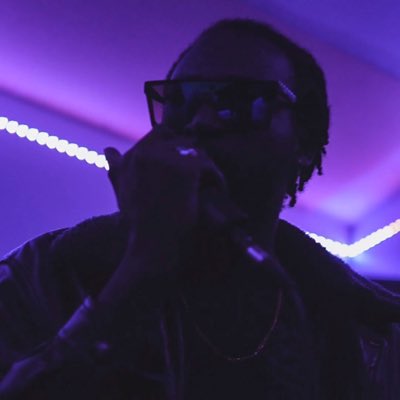 godspeedMAK6's tweet photo. #Lightsout https://t.co/ziZULuGeHj