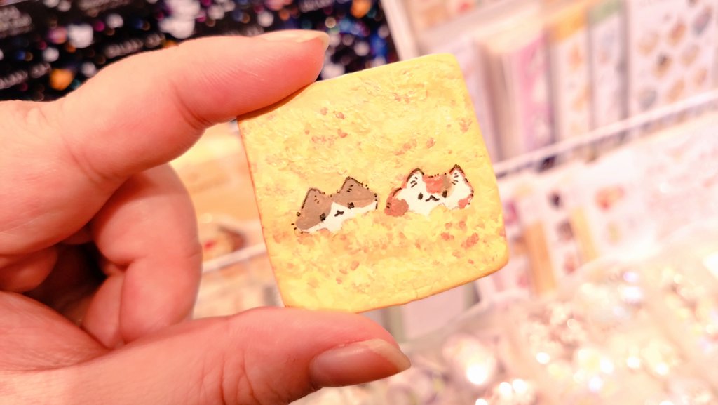 ppweiwei's tweet image. ไปออกบูธที่ #METROART
ขายของ ❎
เพ้นท์เซรามิก ✅