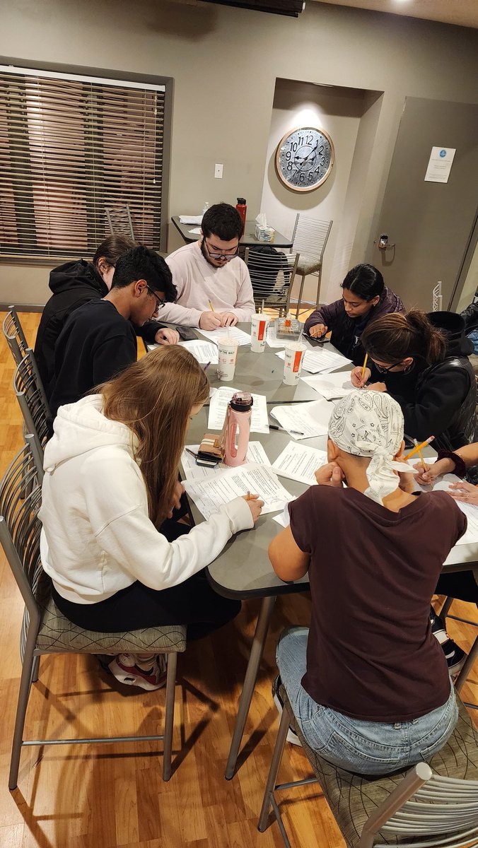 EGMathNation's tweet image. After all was said and done .... @ElkGrove_HS STATE Mathletes 2023.
@hengteaches @MrWalloch_EGHS @Per_Buj &amp;amp; Mr. OC.