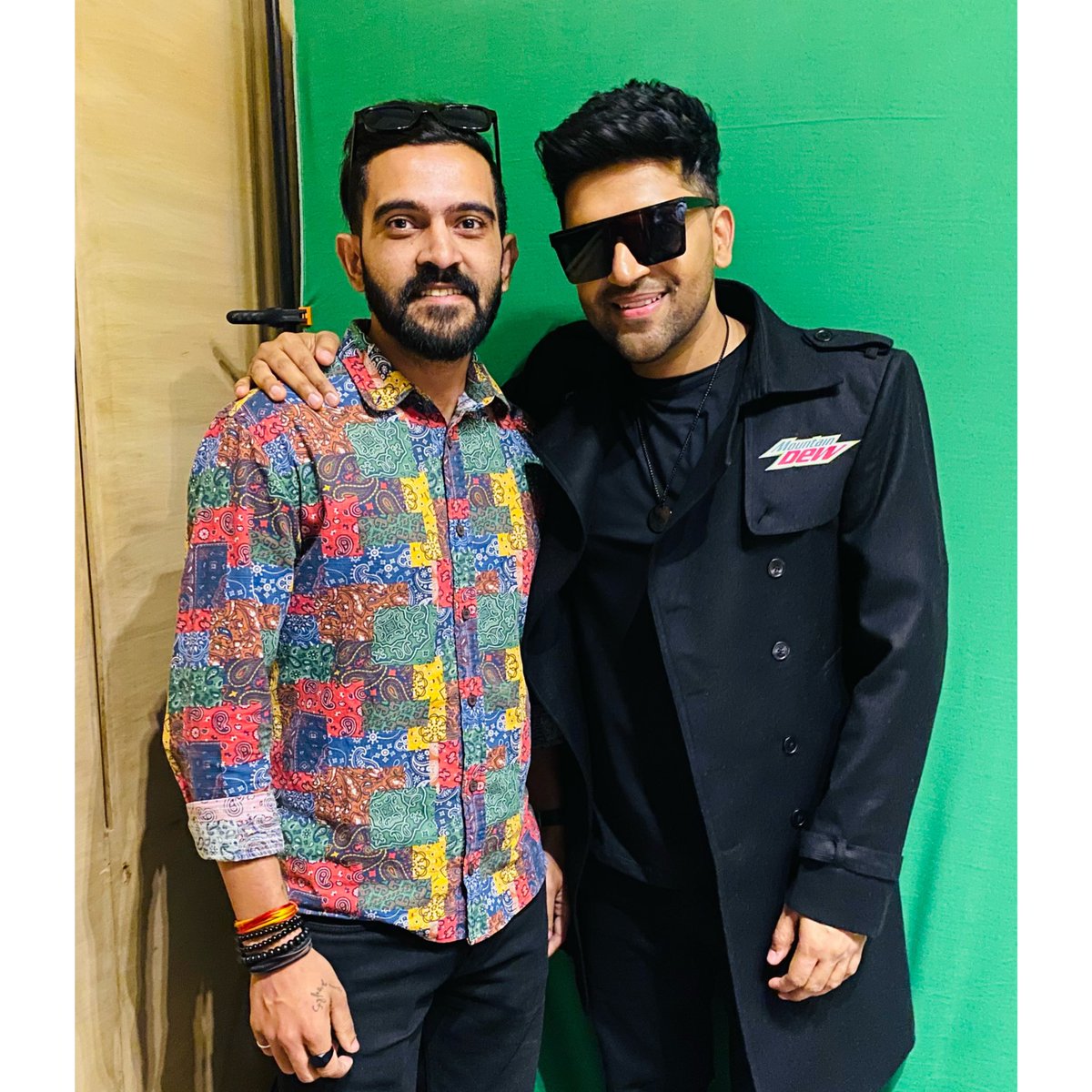 @GuruOfficial 
@MountainDewIn 
#mountaindew 
#gururandhawa #Bollywood 
#superstar #HeartofIndia