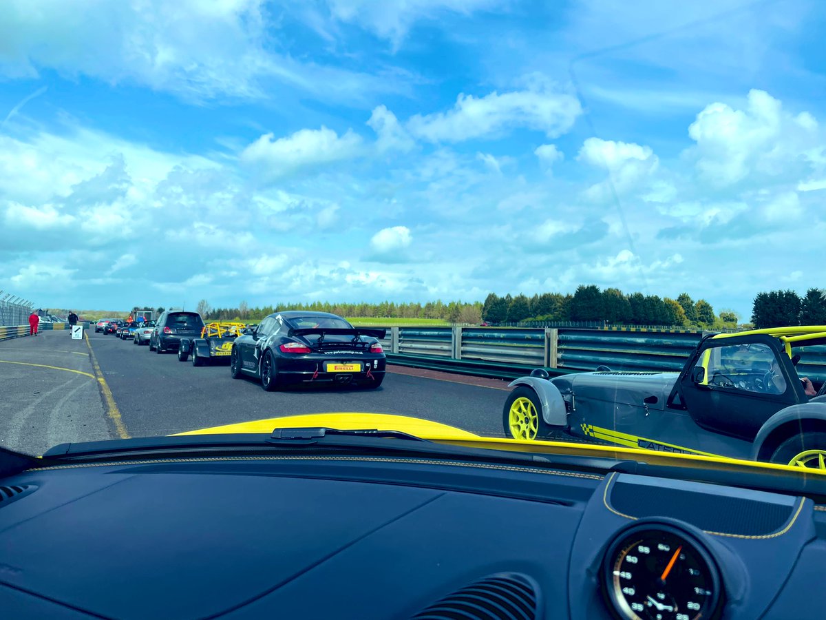 mattjameswright's tweet image. This thing is bloody brilliant. Just the right balance of power vs handling. 
Full tank done ✅ 😎

#croftcircuit 
@JavTrack