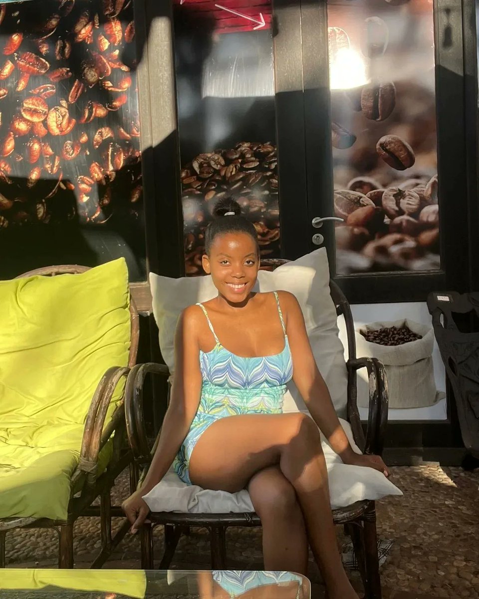 ilovedayimani's tweet image. 💎✨💚🤍

👗_@zipcodeclothing
Use my discount code Nokwazi10 when you shop online🤍
#zipcode #zipcodeflashing #zipcodeclothing  #onlineshopping #fashiontrends #supportlocal #fashionblogger #onlinesale #discountcode #ootd #viralpost  #fashiononinsta  #fashioninspo #influencer