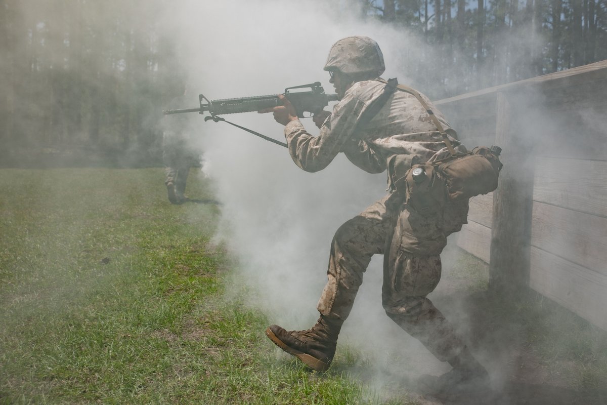 MarineCorpsIndy's tweet photo. RT USMarineCorps: 📍 MCRD Parris Island, SC

Recruits conduct Basic Warrior Training in hopes of moving on to the final challenges they must face to become Marines.

(U.S. Marine Corps photos by Lance Cpl. Brenna Ritchie &amp; Pfc. Mary Jenni) https://t.co/5ulh2daIZo